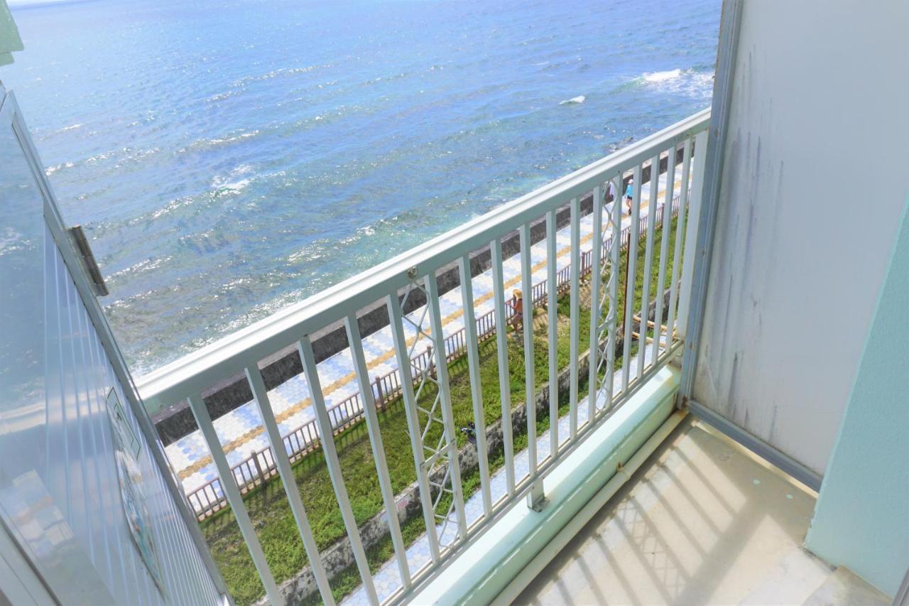 Okinawa Ocean Front Hotel Chatan Exterior foto